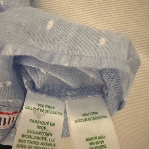 Lilly Pulitzer Tunic Top with cute detail. Size medium. - Picture 4 of 4